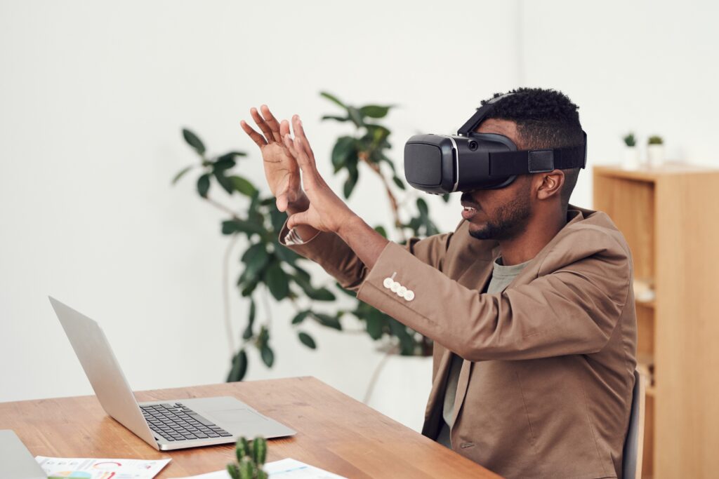 virtual reality: serieuze technologie voor thuiswerkers